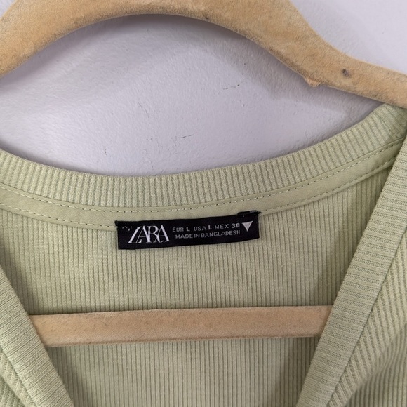 Zara flutter sleeve green bodysuit top Large - Picture 3 of 5